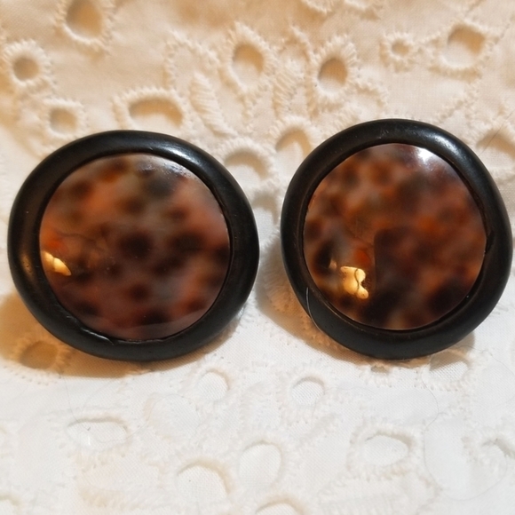 MONIES Gerda Lynggaard Horn Shell Vintage Earrings Signed - Picture 5 of 7